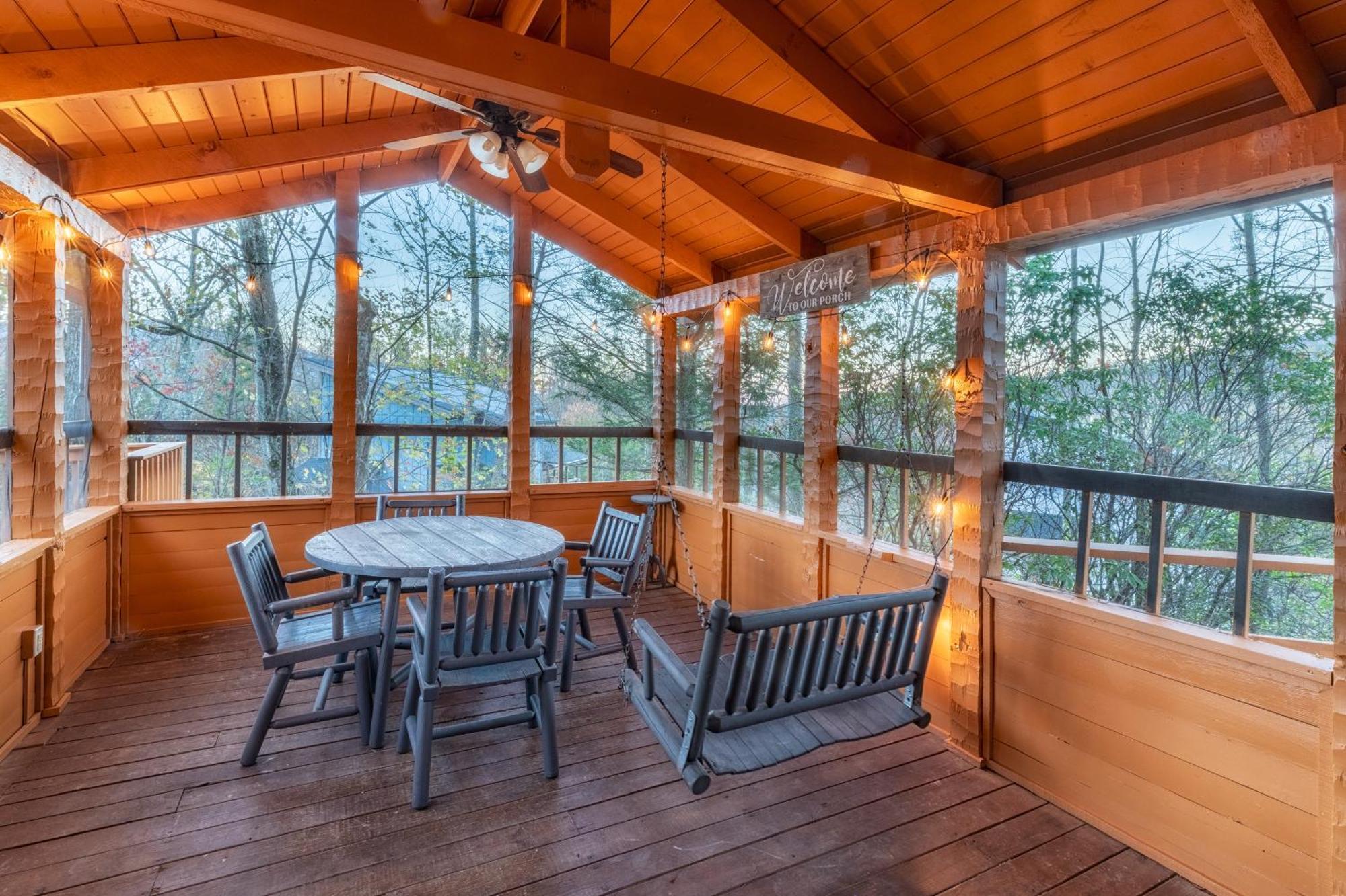Real Log Cabin With Amazing Views, Hot Tub, Sauna, Games Gatlinburg Zewnętrze zdjęcie