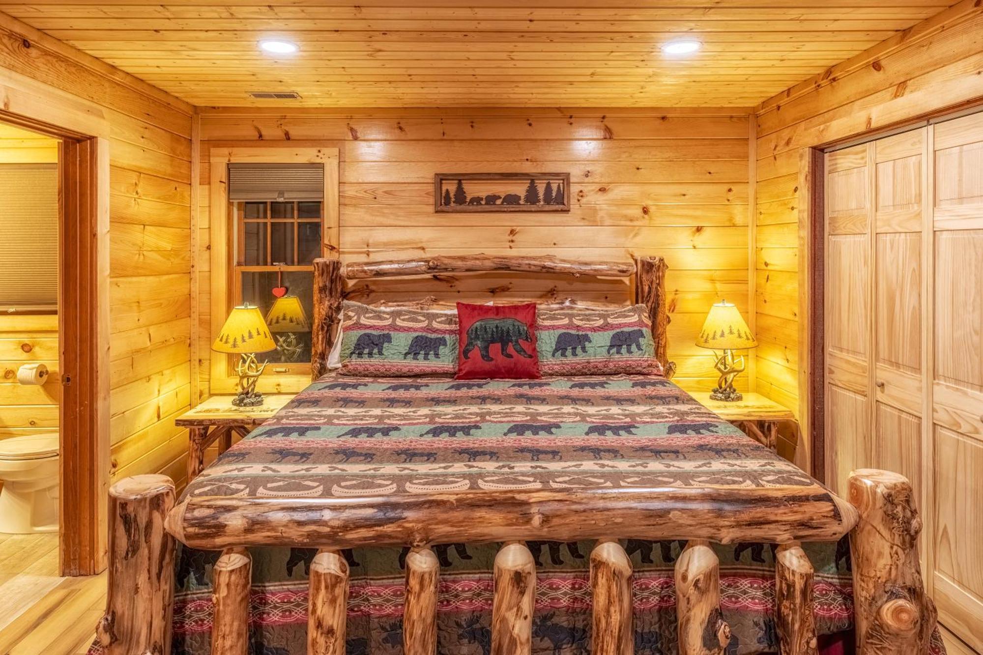 Real Log Cabin With Amazing Views, Hot Tub, Sauna, Games Gatlinburg Zewnętrze zdjęcie